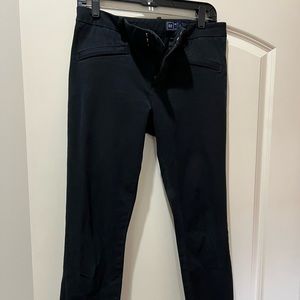 GAP Black slacks capris 8 Tall. No issues.